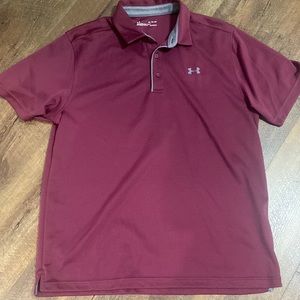 Men’s Under Armour HeatGear collared shirt. Maroon.
